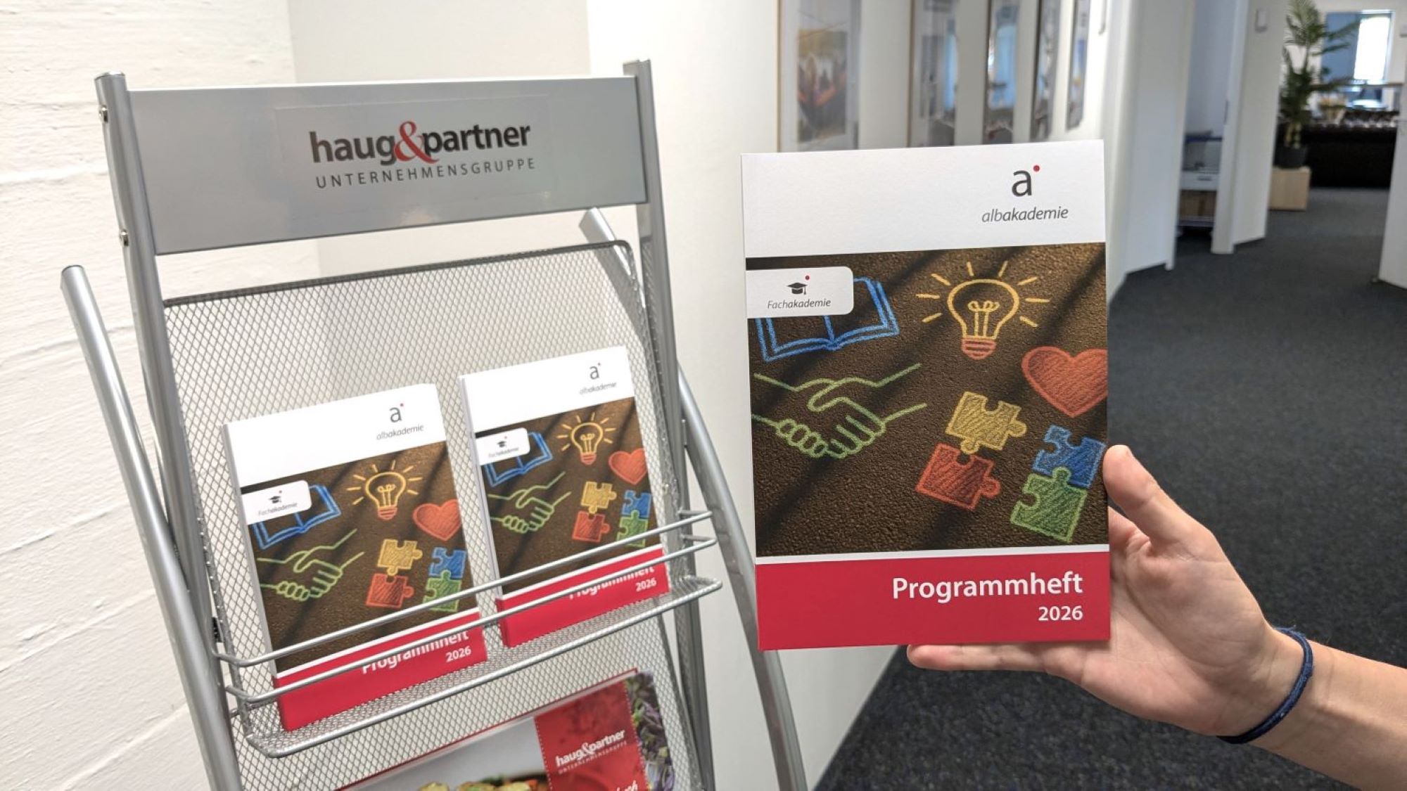 PXL_20250901_072812240(2) Die zweite Online-Fachtagsreihe des Jahres zum Thema „Störungsbilder gemäß ICD-10“ startet.